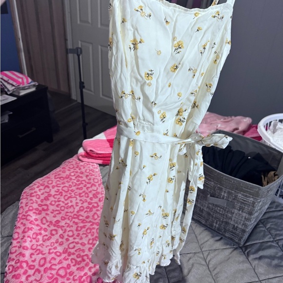 Floral White Dress with Yellow Accents - Picture 1 of 2